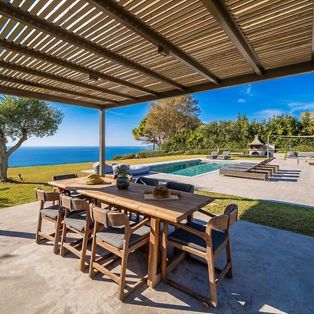 Grande Azzurro In Lakithra Villa Dış mekan fotoğraf