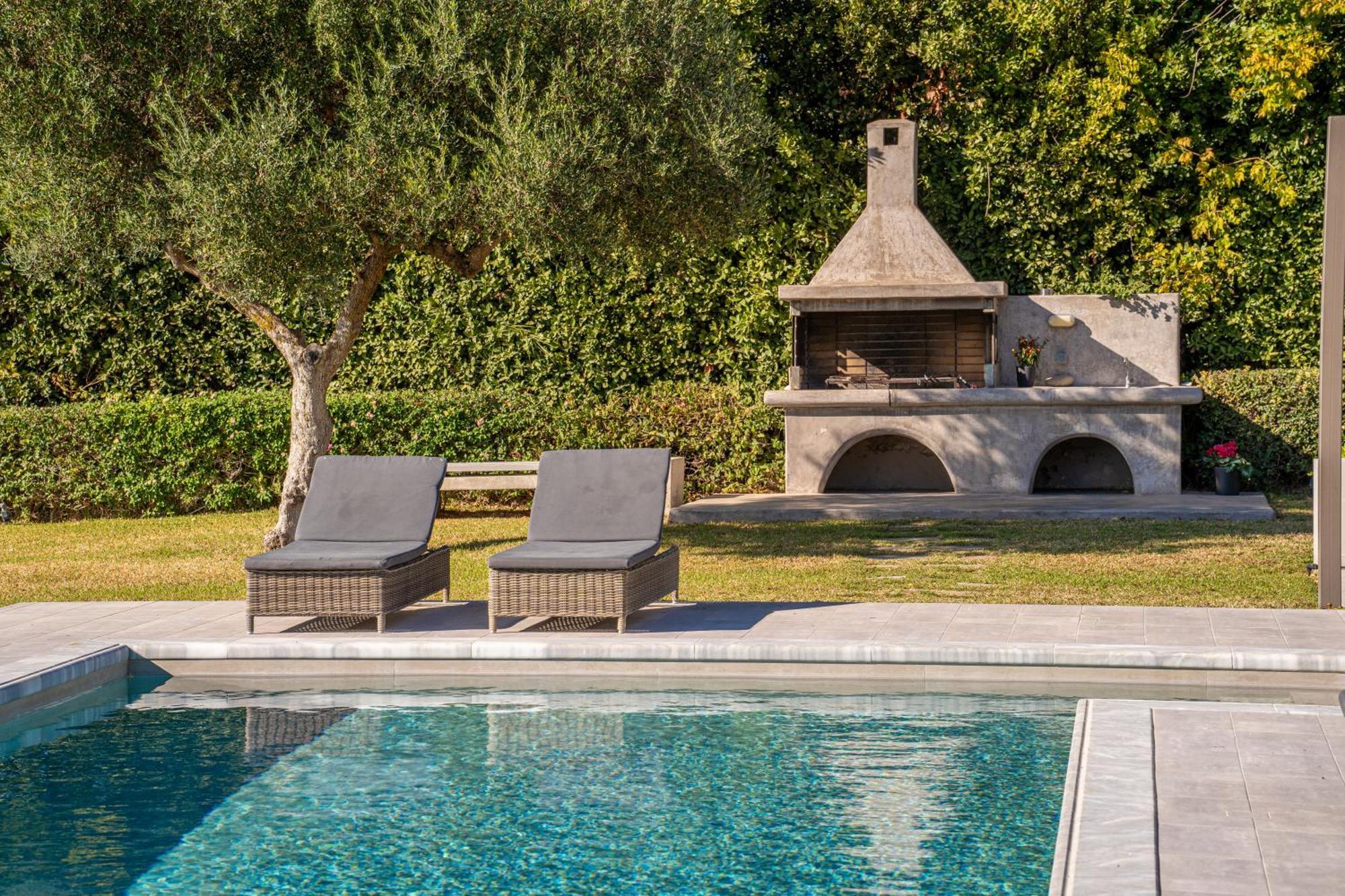 Grande Azzurro In Lakithra Villa Dış mekan fotoğraf